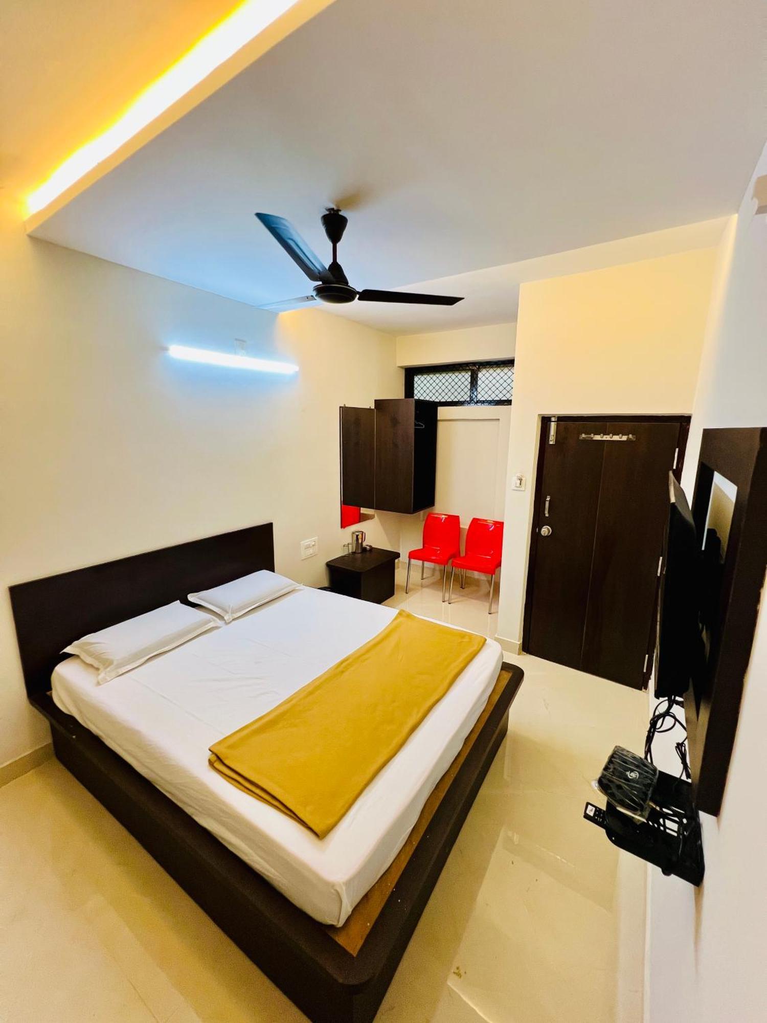 Cosmo Lodge 门格洛尔 外观 照片