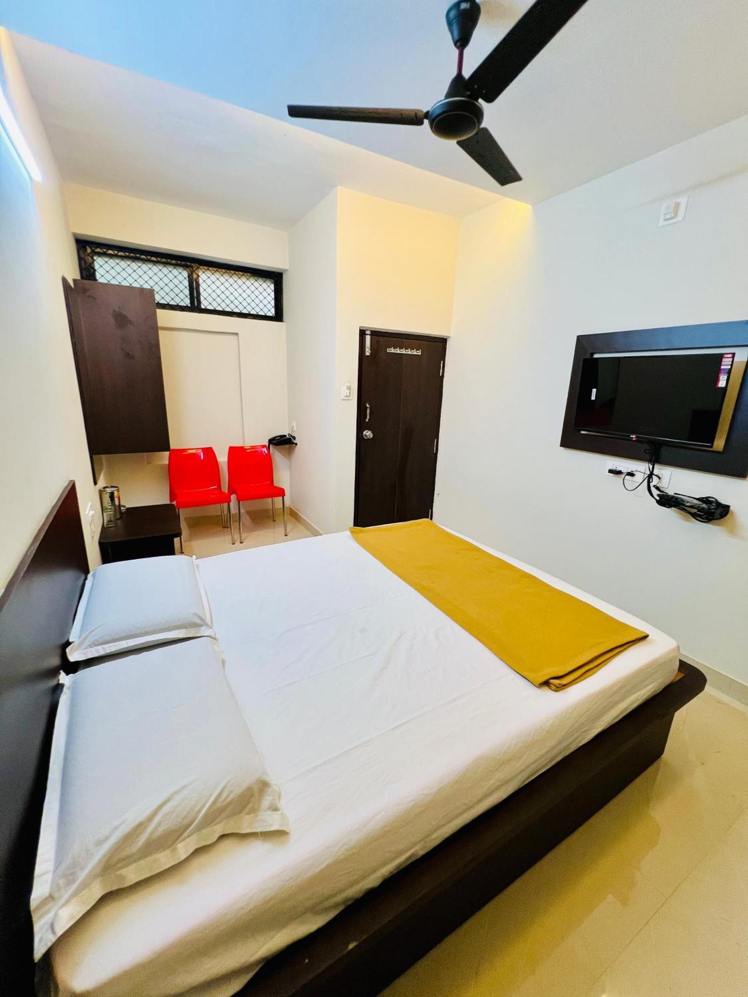 Cosmo Lodge 门格洛尔 外观 照片
