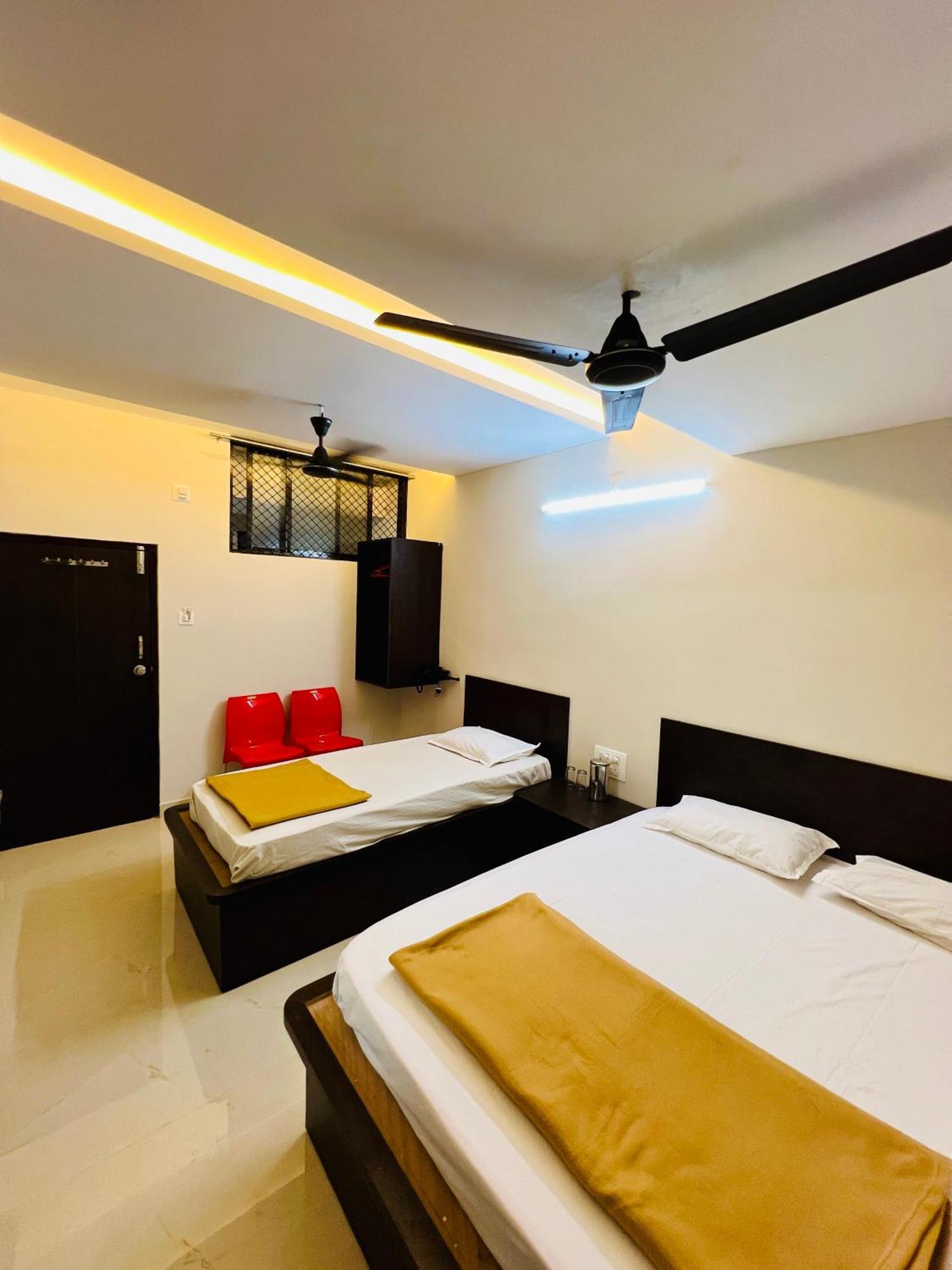 Cosmo Lodge 门格洛尔 外观 照片